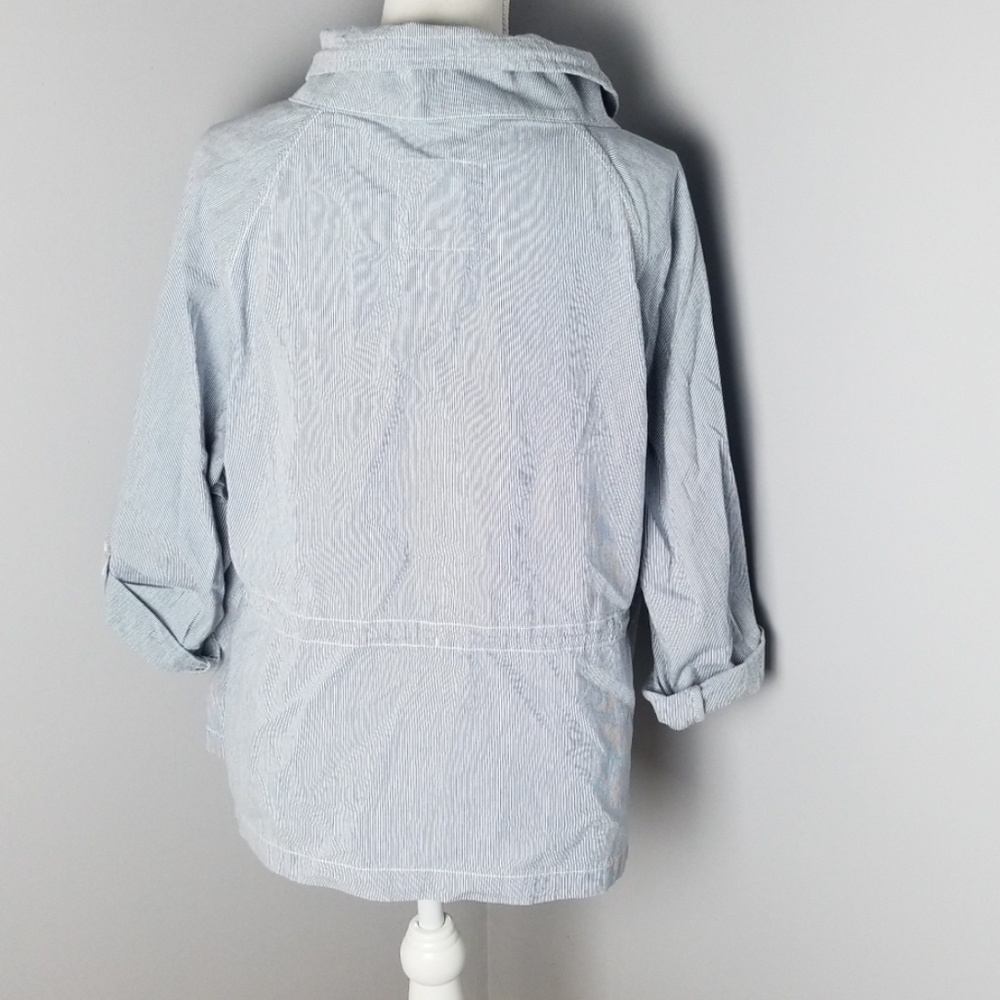 Gap Lightweight Jacket - image 4